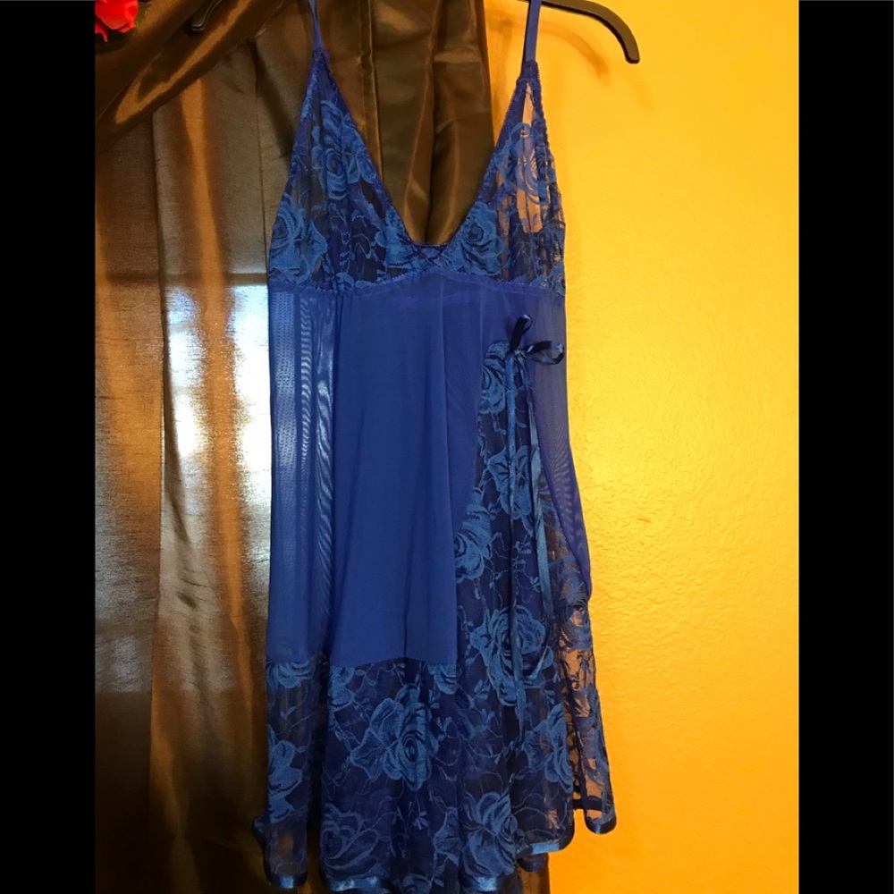 Lingerie, gorgeous, super sexy royal blue